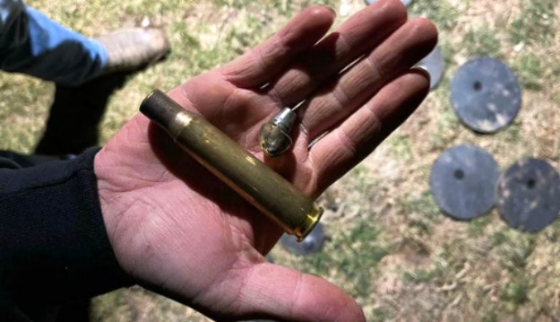 Un youtuber sobrevivió tras disparase accidentalmente en la cabeza