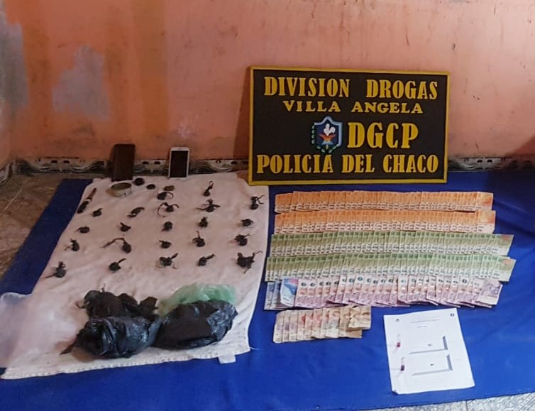 Allanaron casa de dealer y hallaron marihuana y más de 100 mil pesos